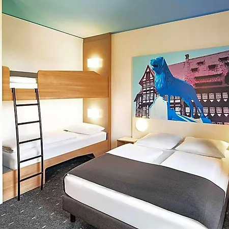 Отель Braunschweig-city 3*